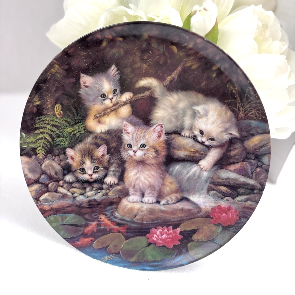 Vintage Bradford Exchange Decorative 1990 Lily Pond “Kitten Expedition” Plate‎